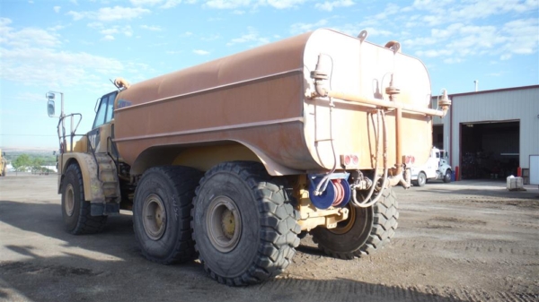 2013 Caterpillar 740B WT Articulated Water Trucks