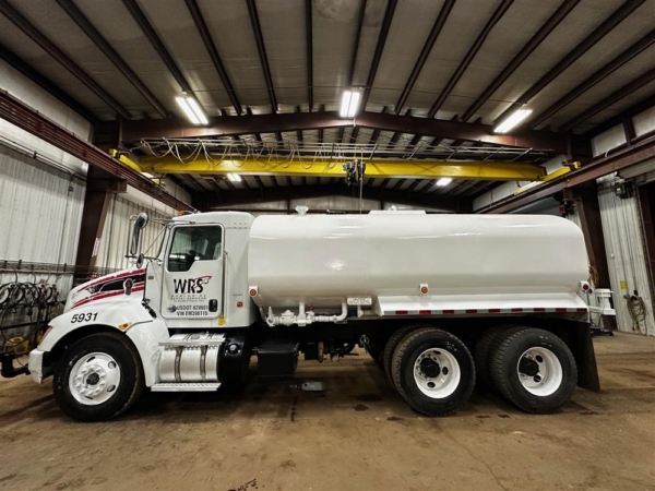 2014 Kenworth T370-4000 Water Trucks - Image 2