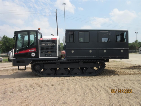 2019 Superior ST150X Crawler Carrier - Image 3