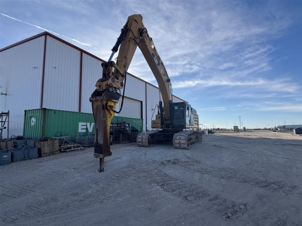 2015 Caterpillar 349FL Excavators - Image 2