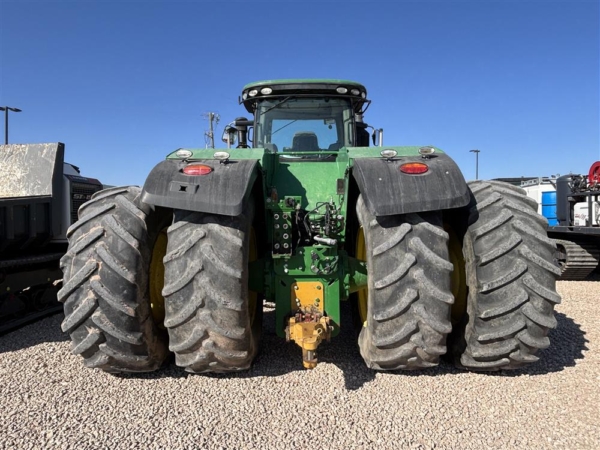 2015 Deere 9570R Agricultural Tractors - Image 3