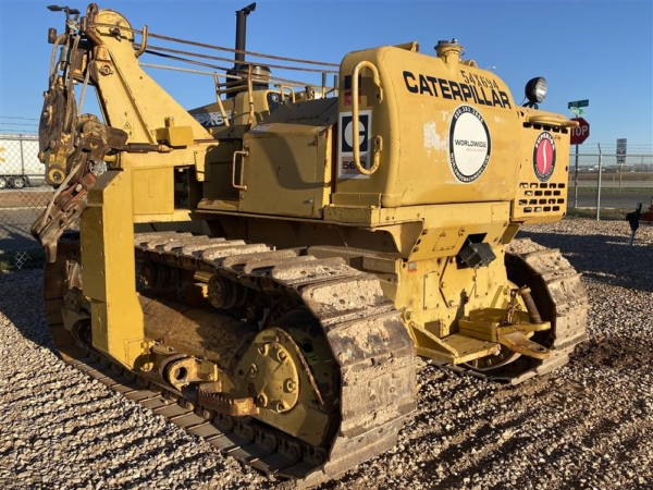 1983 Caterpillar 561D HYD Pipelayers - Image 2