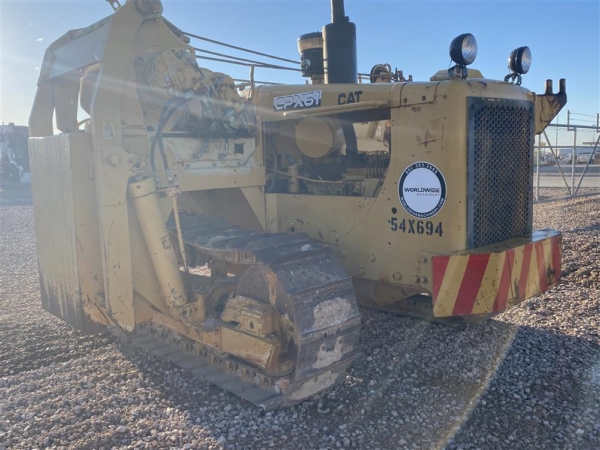 1983 Caterpillar 561D HYD Pipelayers - Image 3