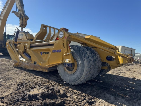 2018 K-Tec Earthmovers 1243ADT Scraper Pans - Image 6