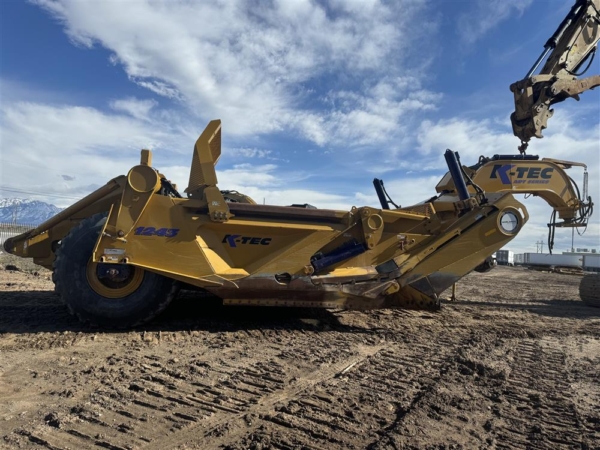 2019 K-Tec Earthmovers 1243ADT Scraper Pans - Image 4