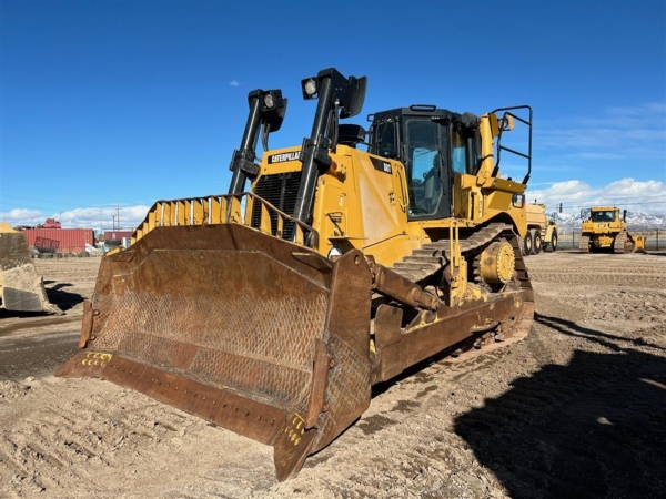 2014 Caterpillar D8T Dozers