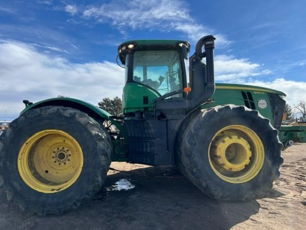 2013 Deere 9560R Agricultural Tractors - Image 7