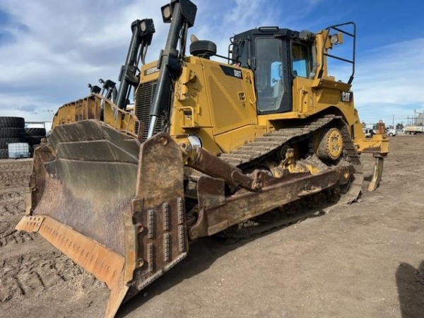 2013 Caterpillar D8T Dozers