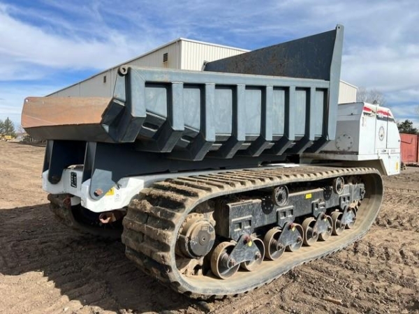 2015 Superior SRT-180 Crawler Carrier - Image 2