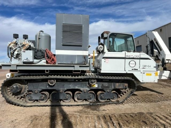 2015 Superior SRT-155 Crawler Carrier - Image 3