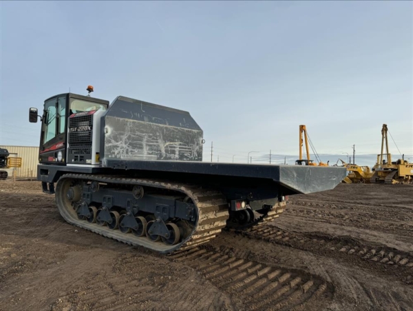 2020 Superior ST220X Crawler Carrier - Image 2