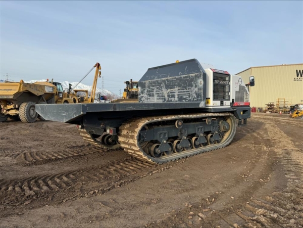 2020 Superior ST220X Crawler Carrier - Image 3