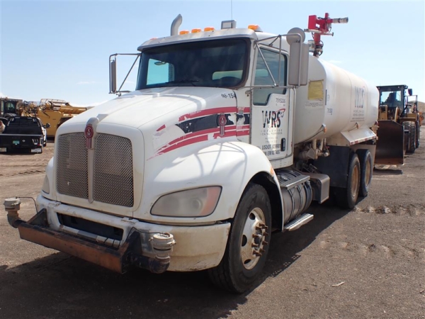 2014 Kenworth T370-4000 Water Trucks - Image 2