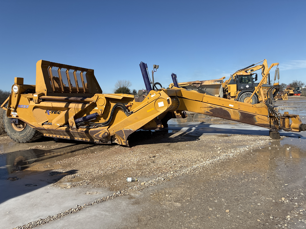 2015 K-Tec Earthmovers 1233 Scraper Pans - Image 5