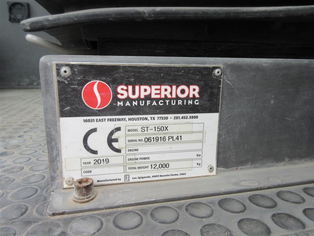 2019 Superior ST150X Crawler Carrier - Image 4