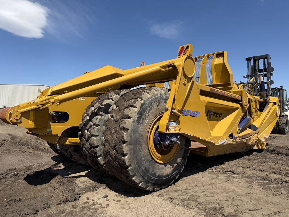 2016 K-Tec Earthmovers 1243ADT Scraper Pans - Image 3