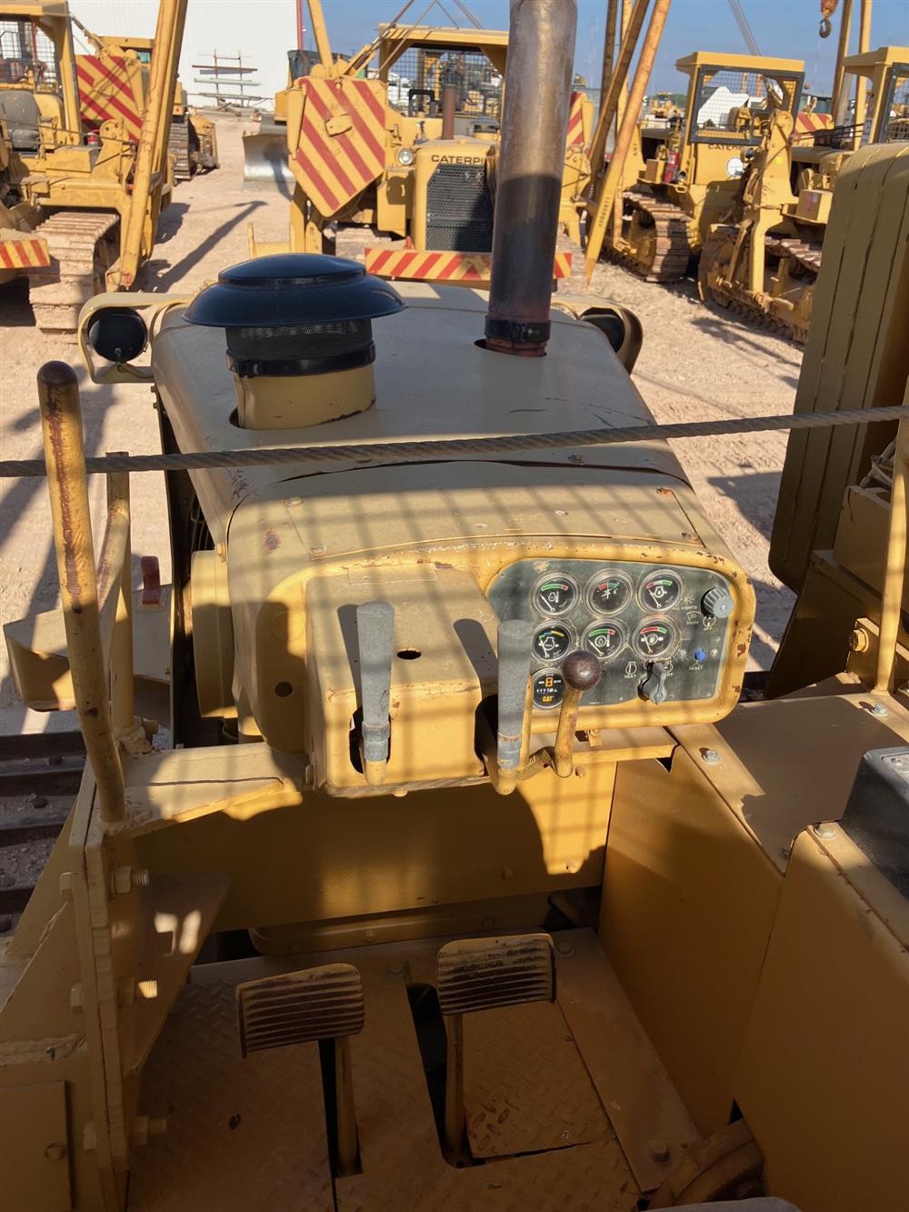1974 Caterpillar 571F-CPX Pipelayers - Image 4