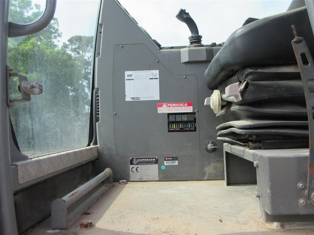 2014 Superior SFT-155 Crawler Carrier - Image 2