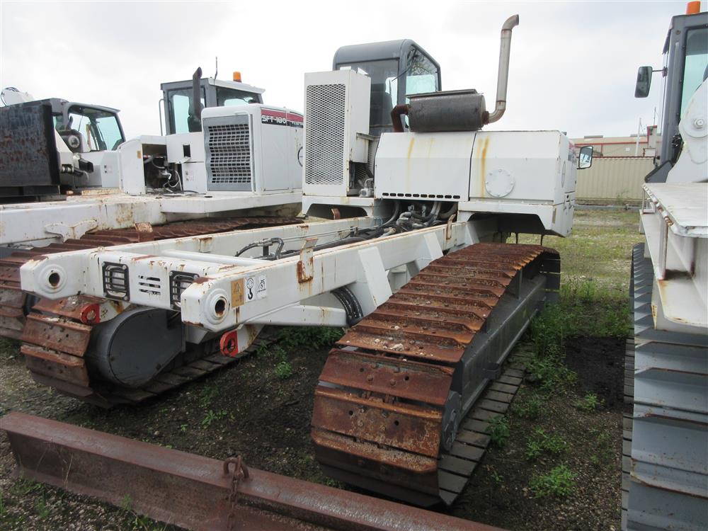 2014 Superior SFT-155 Crawler Carrier - Image 5