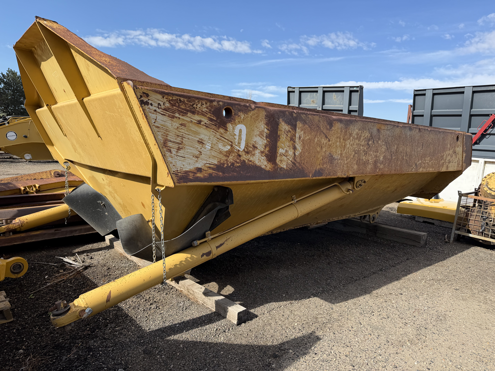 Caterpillar 730 Bed - Image 3