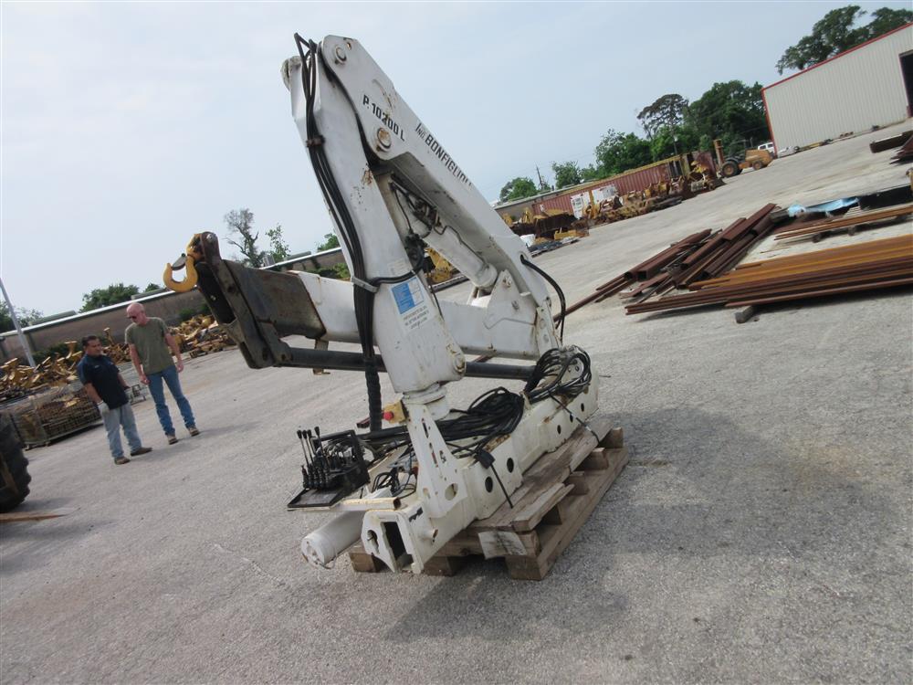 2000 Bonfiglioli P10200L Knuckle Boom - Image 4