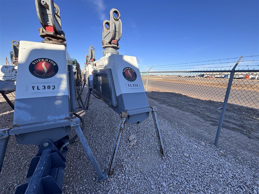 2015 Superior SVL-130 Vacuum Lifts - Image 3