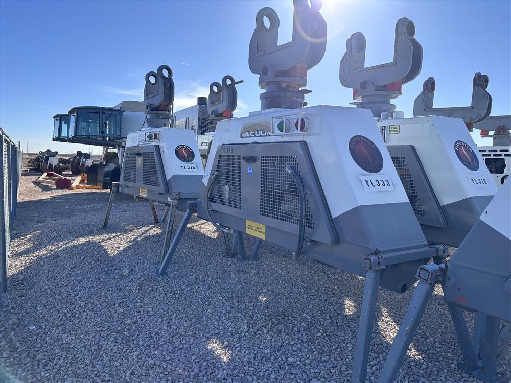 2015 Superior SVL-130 Vacuum Lifts - Image 3