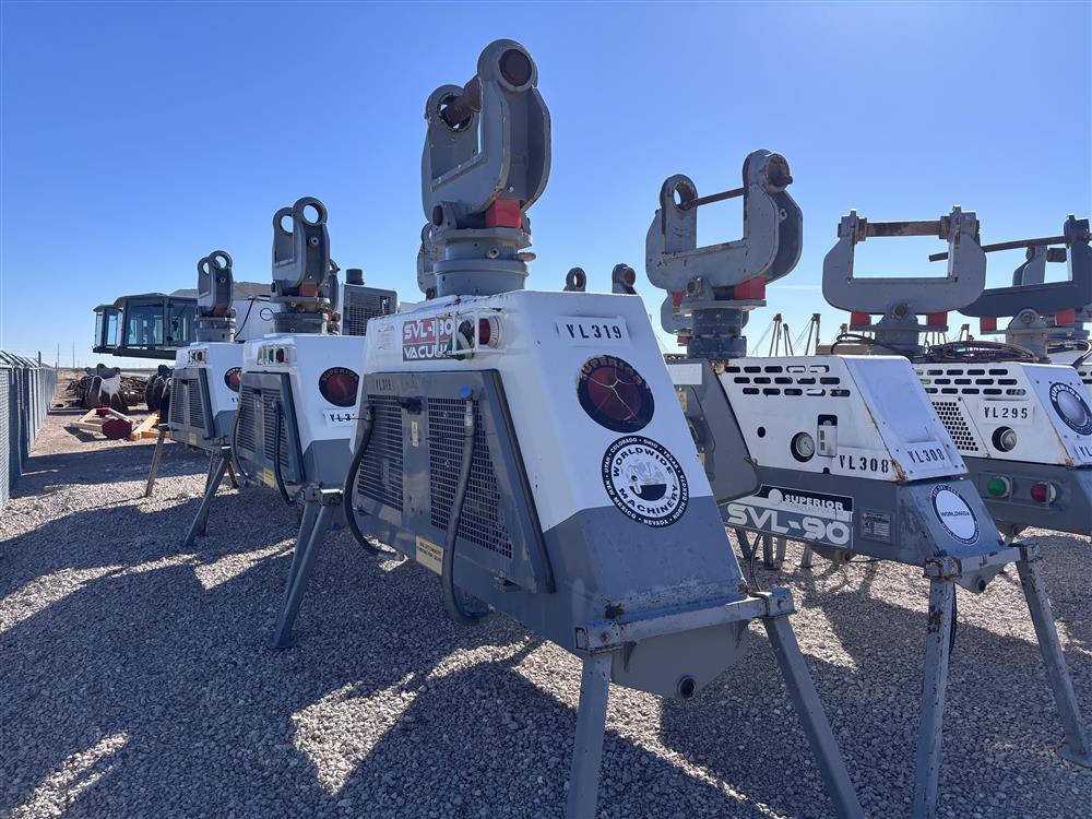 2015 Superior SVL-130 Vacuum Lifts - Image 4