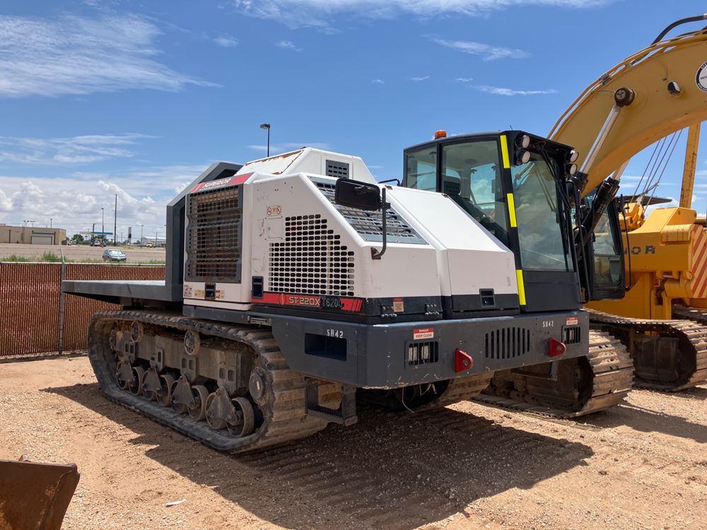 2020 Superior ST220X Crawler Carrier - Image 2