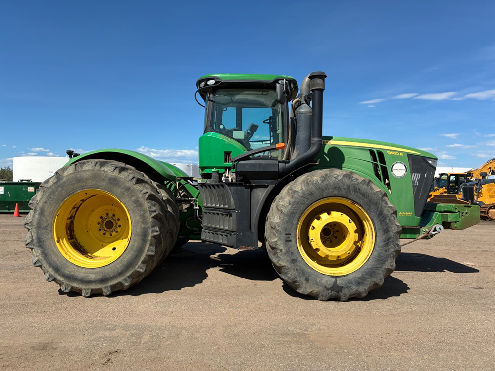 2013 Deere 9560R Agricultural Tractors - Image 7