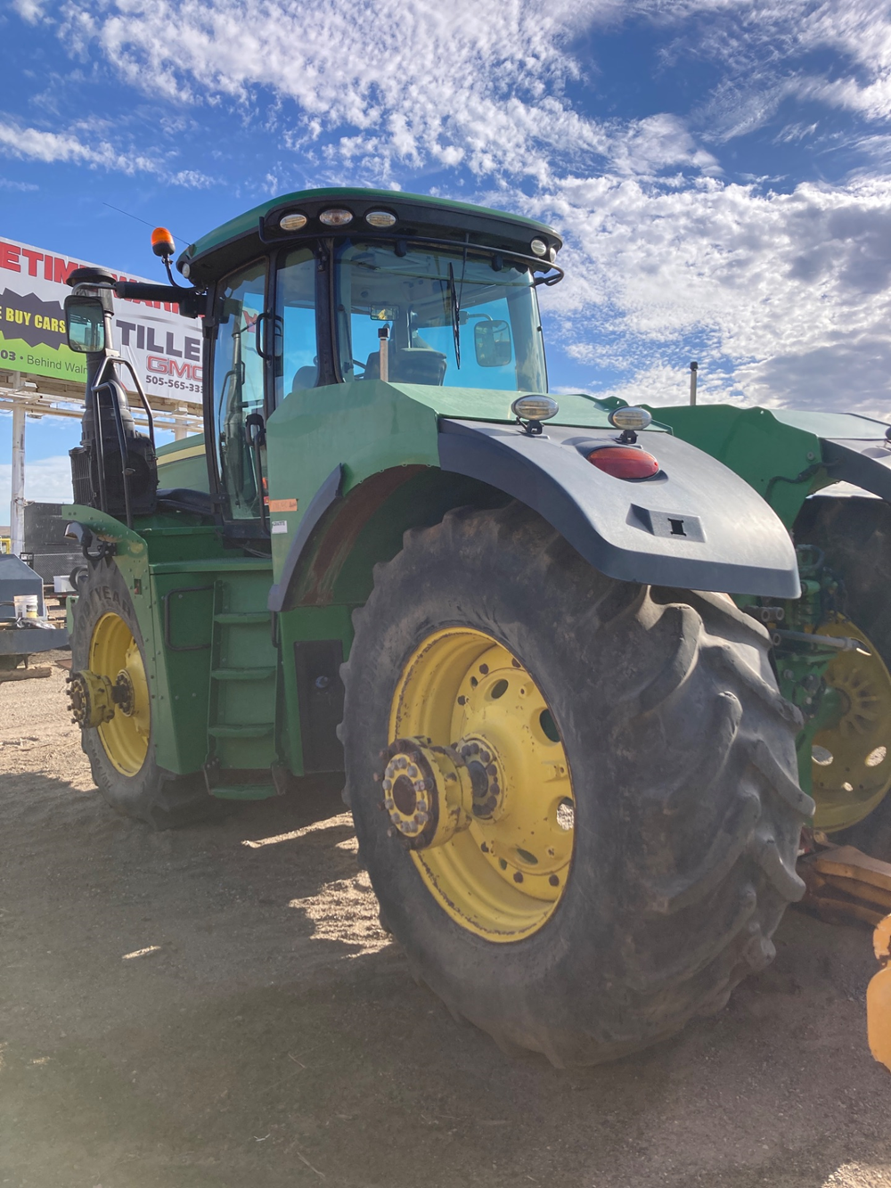 2015 Deere 9570R Agricultural Tractors - Image 6