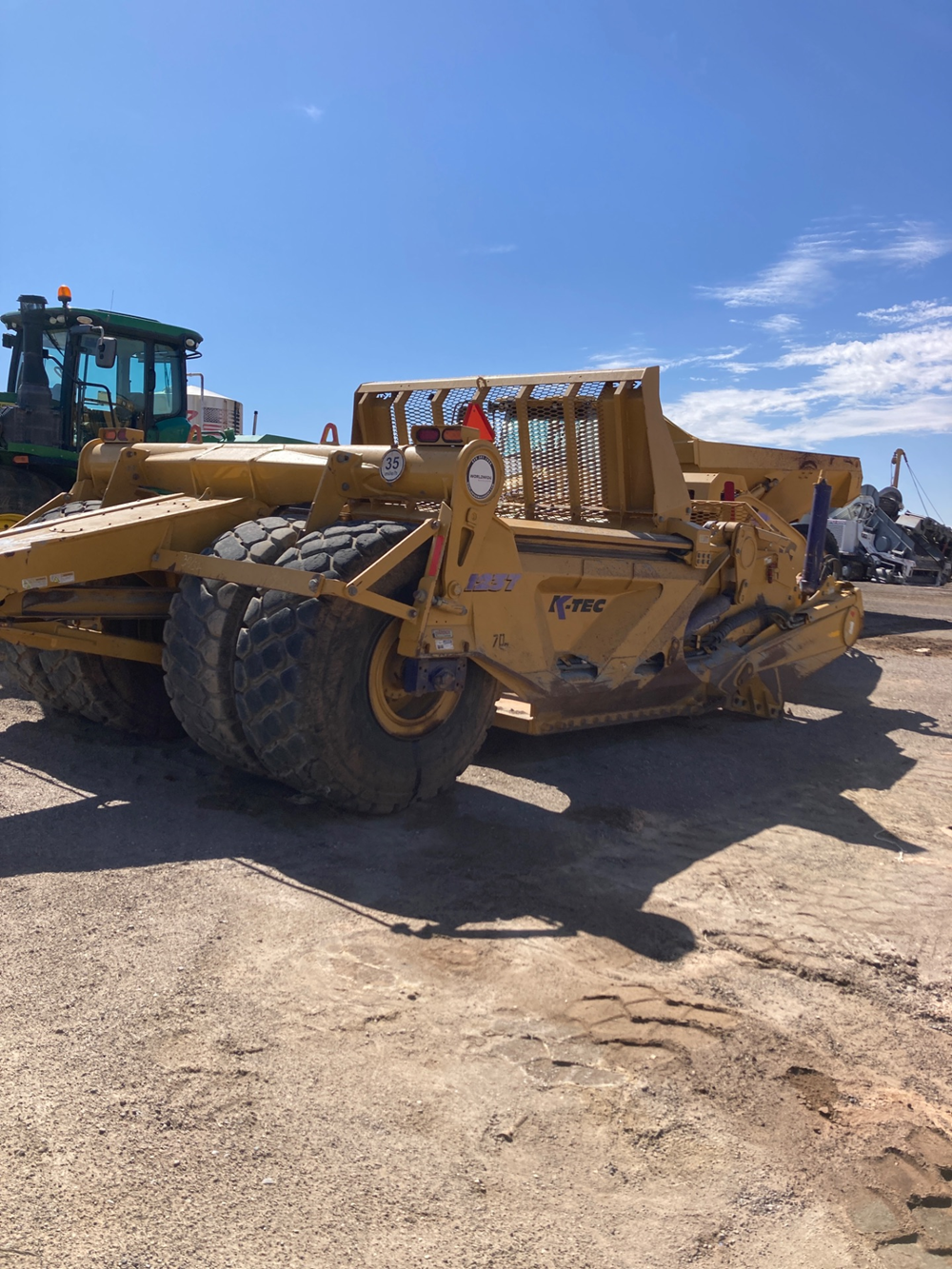 2019 K-Tec Earthmovers 1237ADT Scraper Pans - Image 5