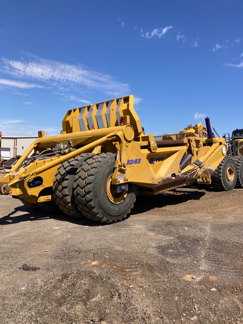 2018 K-Tec Earthmovers 1243ADT Scraper Pans - Image 3