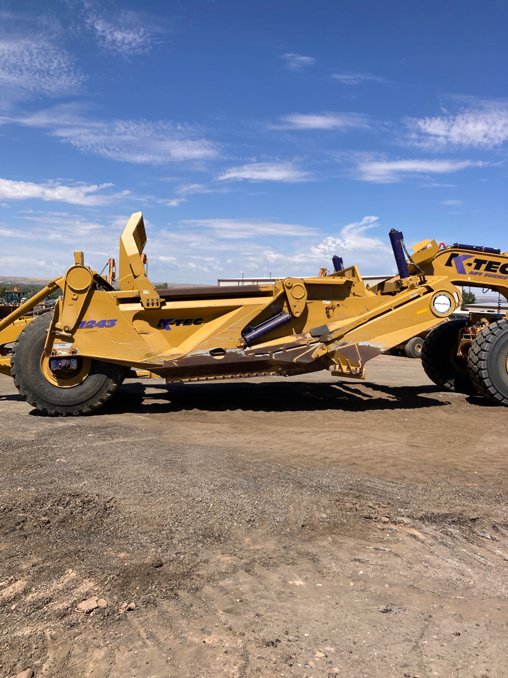 2018 K-Tec Earthmovers 1243ADT Scraper Pans - Image 4