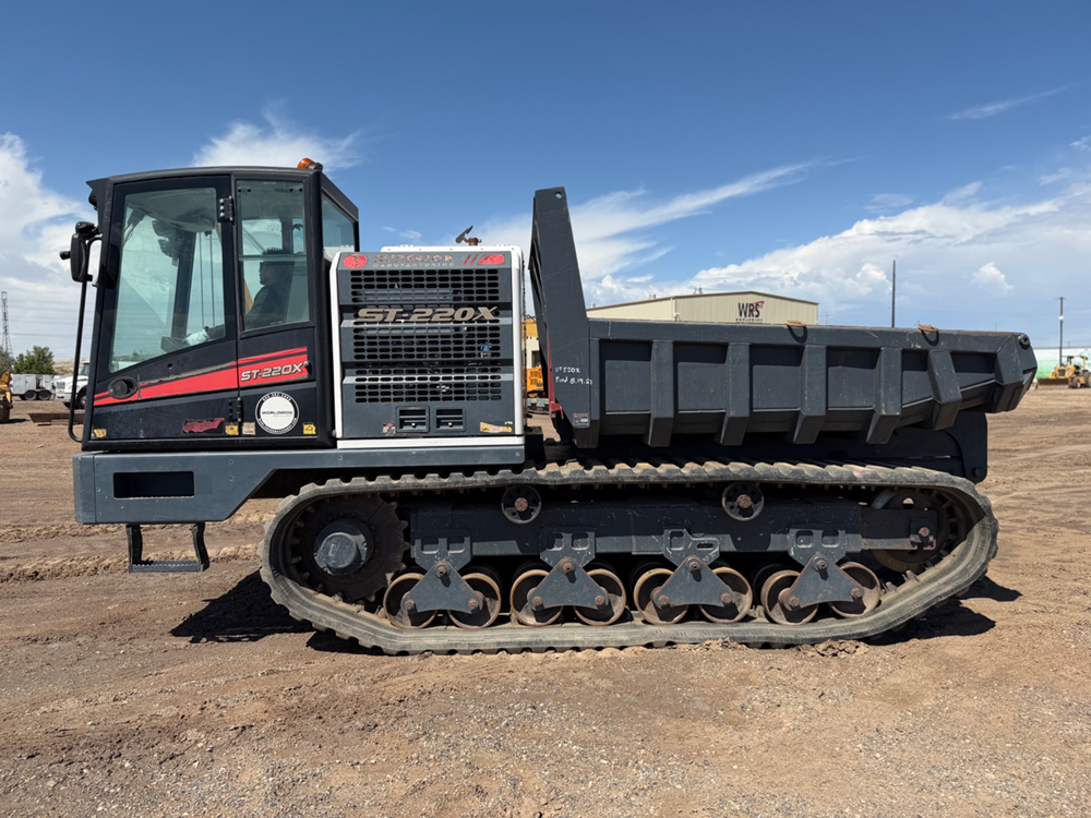 2020 Superior ST220X Crawler Carrier - Image 2