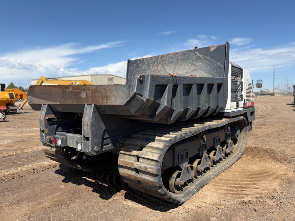 2020 Superior ST220X Crawler Carrier - Image 5