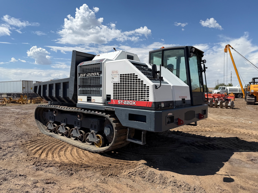 2020 Superior ST220X Crawler Carrier - Image 7