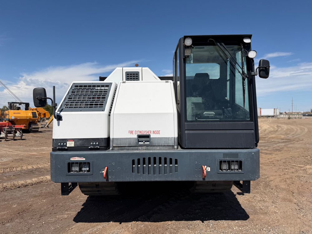 2020 Superior ST220X Crawler Carrier - Image 8