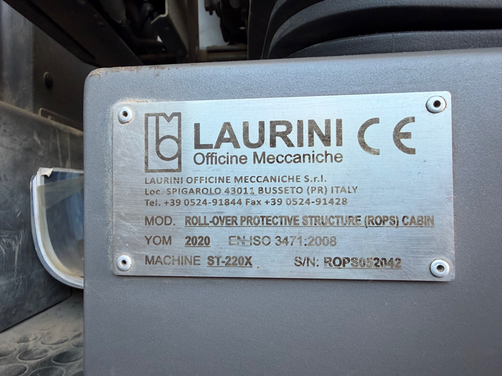 2020 Superior ST220X Crawler Carrier - Image 15