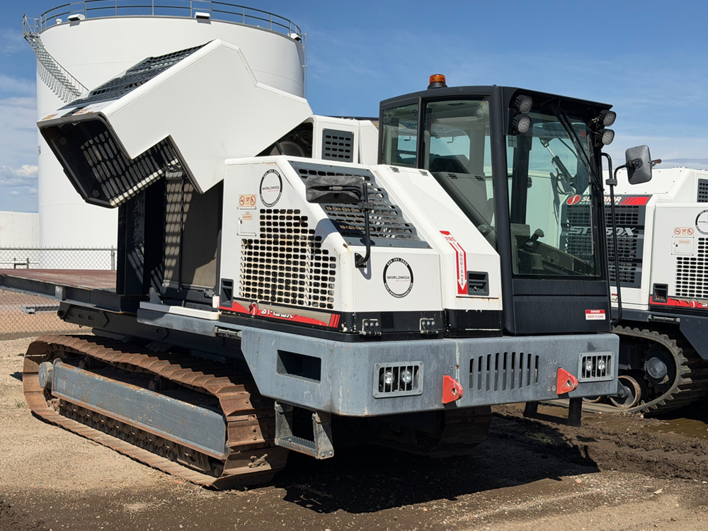2020 Superior ST150X Crawler Carrier - Image 2