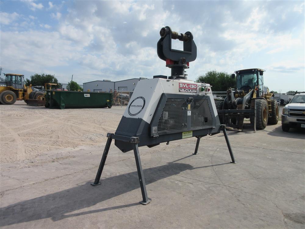 2004 Superior SVL-130 Vacuum Lifts - Image 2