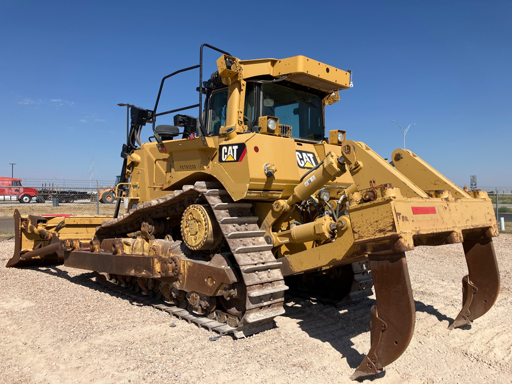 2014 Caterpillar D8T Dozers - Image 2