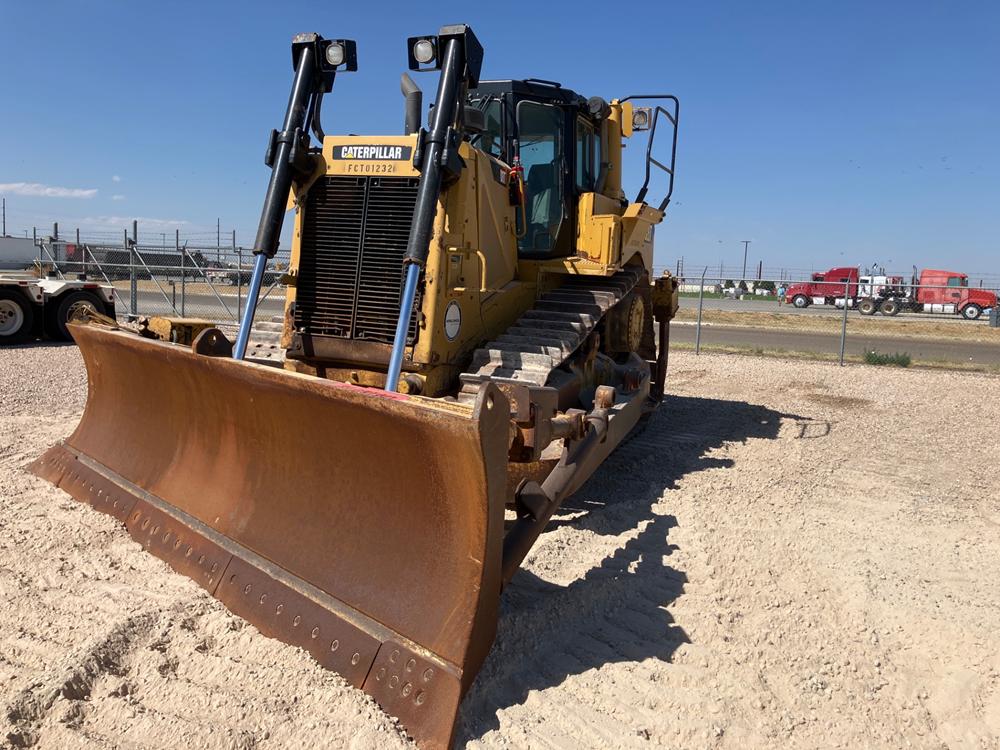 2014 Caterpillar D8T Dozers - Image 6