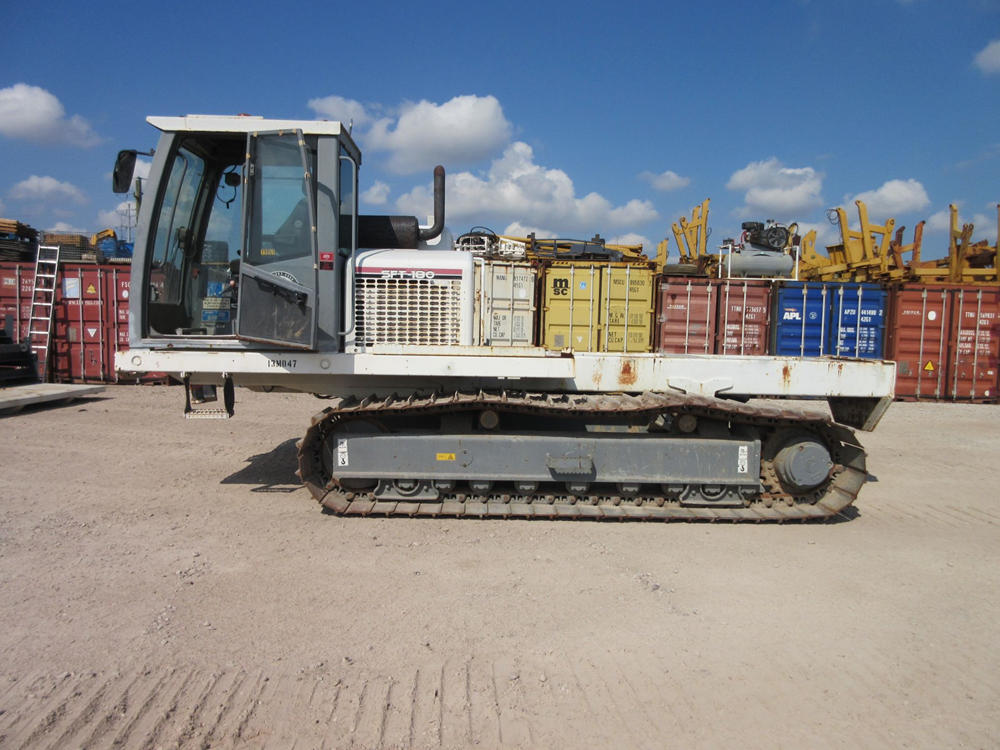 2010 Superior SFT-180 Crawler Carrier - Image 6