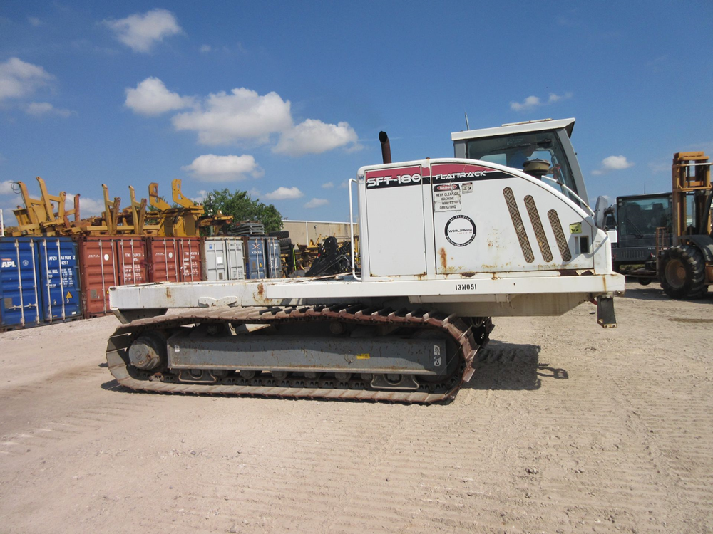 2010 Superior SFT-180 Crawler Carrier - Image 17