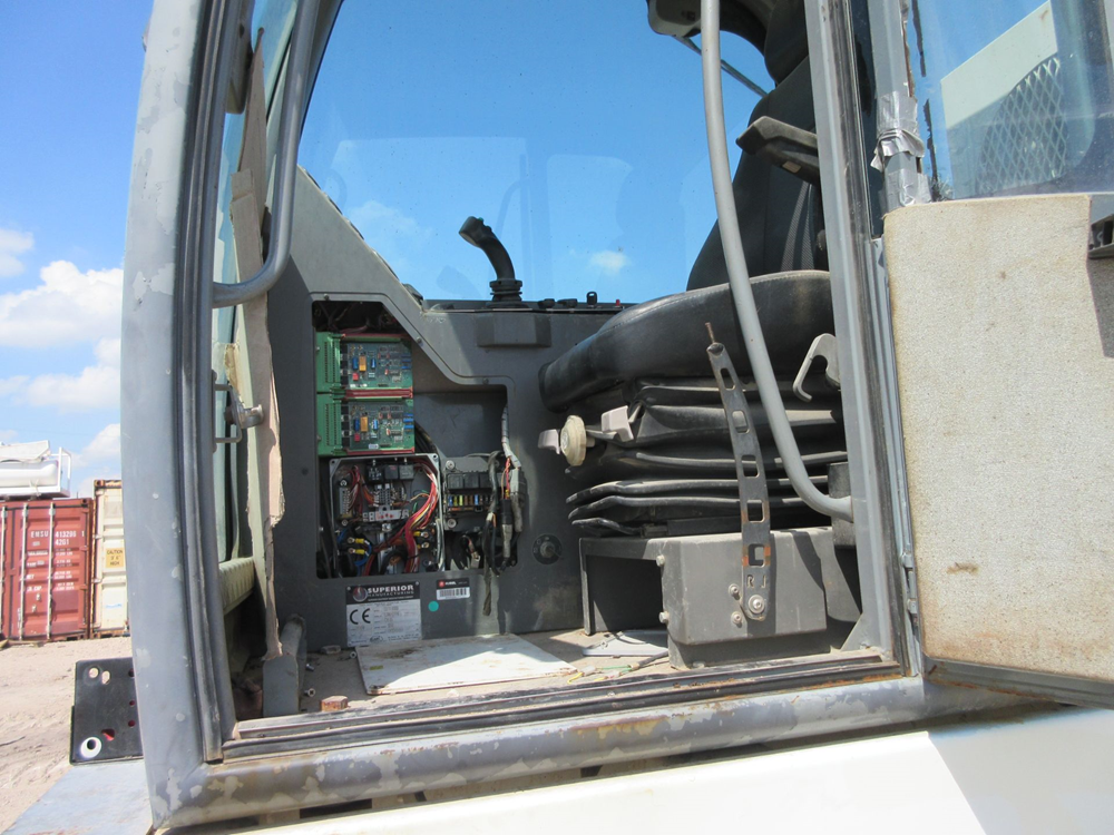 2014 Superior SFT-155 Crawler Carrier - Image 2