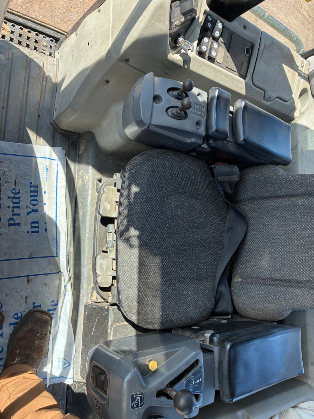 2014 Caterpillar 963D Track Loaders - Image 11
