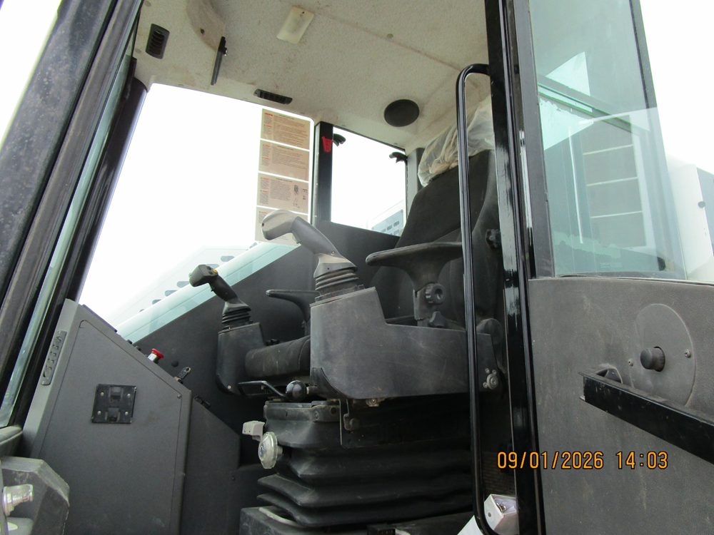2019 Superior ST150X Crawler Carrier - Image 7