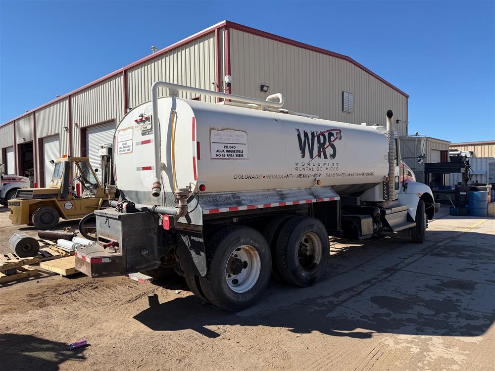 2018 Kenworth T370-4000 Water Trucks - Image 4