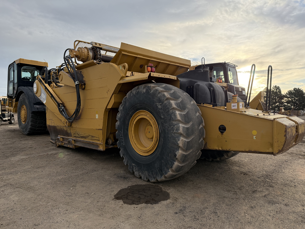 2012 Caterpillar 623H Scrapers - Image 2